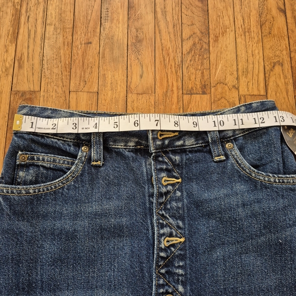 Lee Dark Blue Button-Front Denim Midi Skirt - Picture 3 of 7